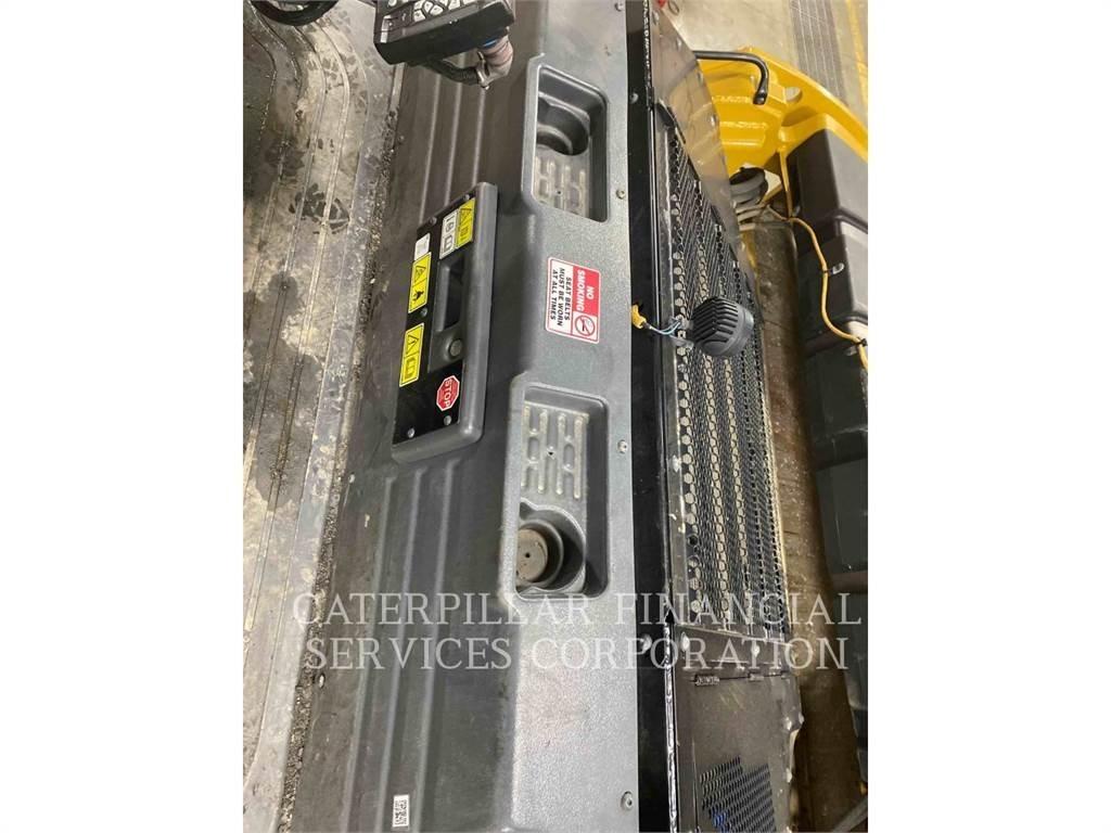 CAT CB15 Tandemové valce
