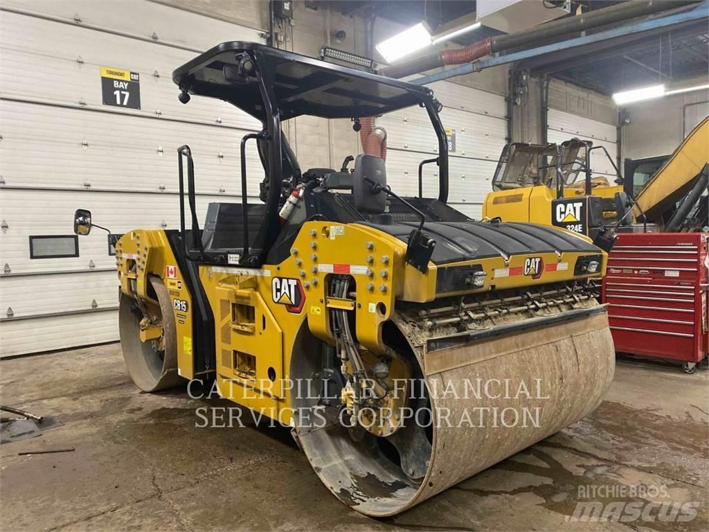 CAT CB15 Tandemové valce