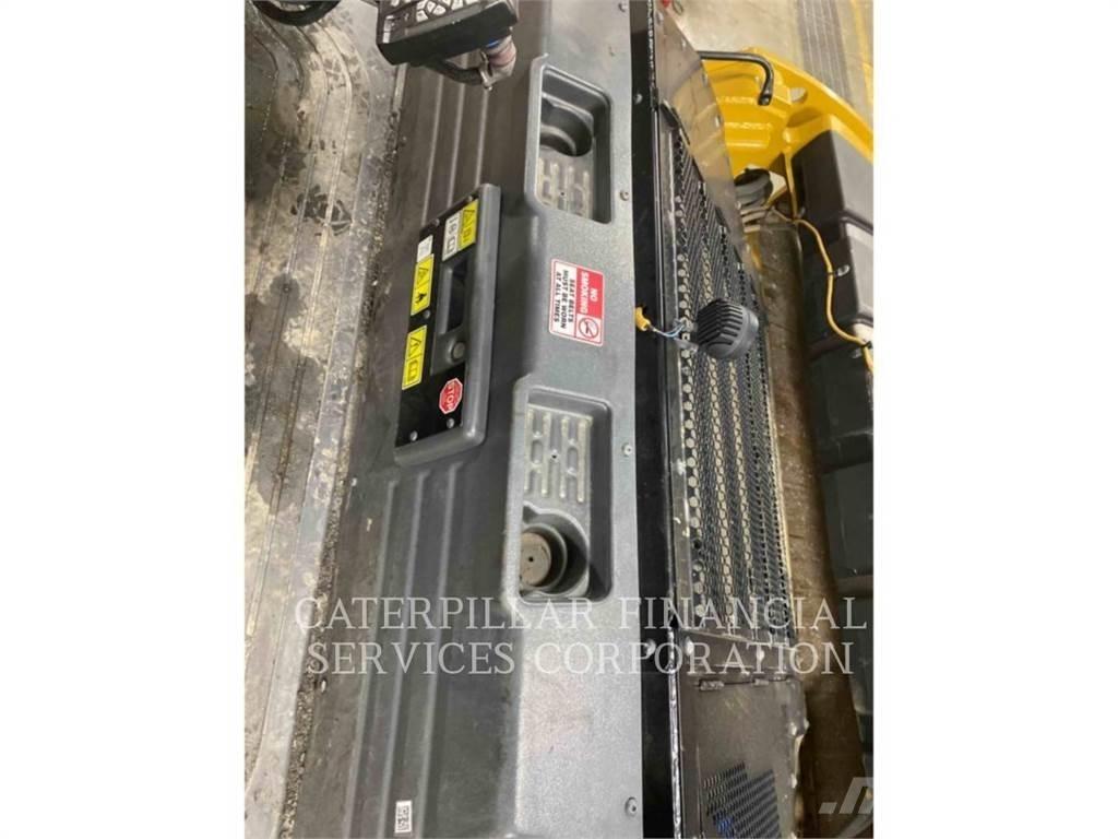 CAT CB15 Tandemové valce