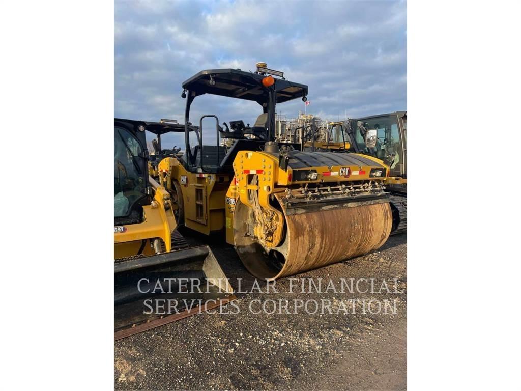 CAT CB15 Tandemové valce