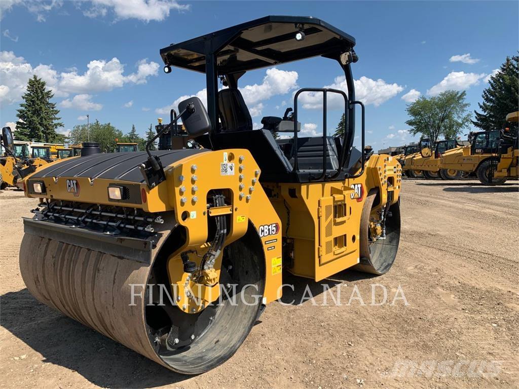 CAT CB15 Tandemové valce