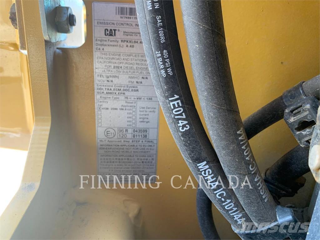 CAT CB15 Tandemové valce