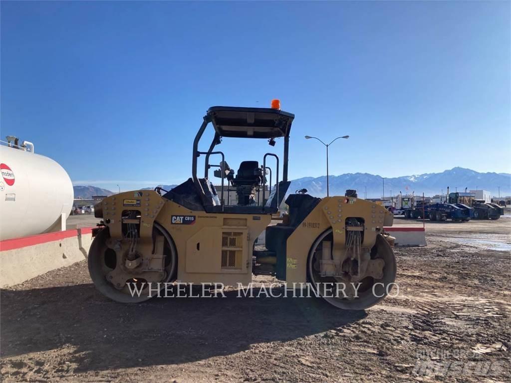 CAT CB15 Tandemové valce