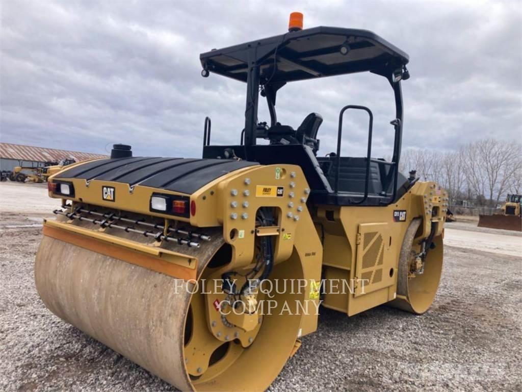 CAT CB15-01 Pôdne kompaktory