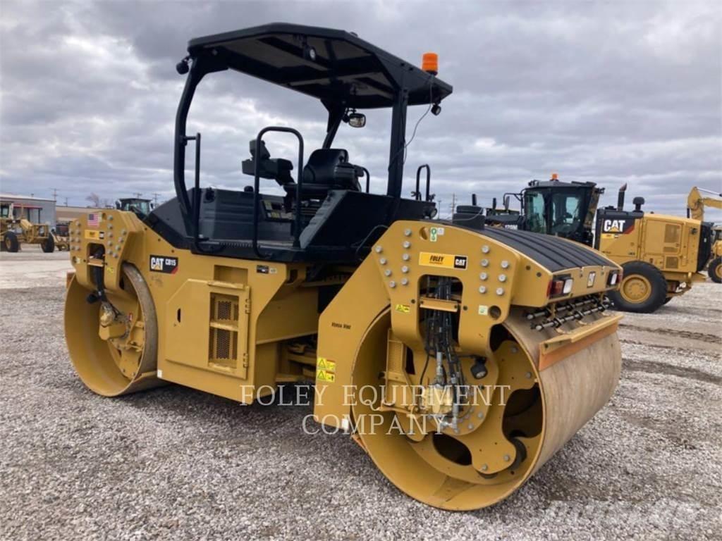 CAT CB15-01 Pôdne kompaktory