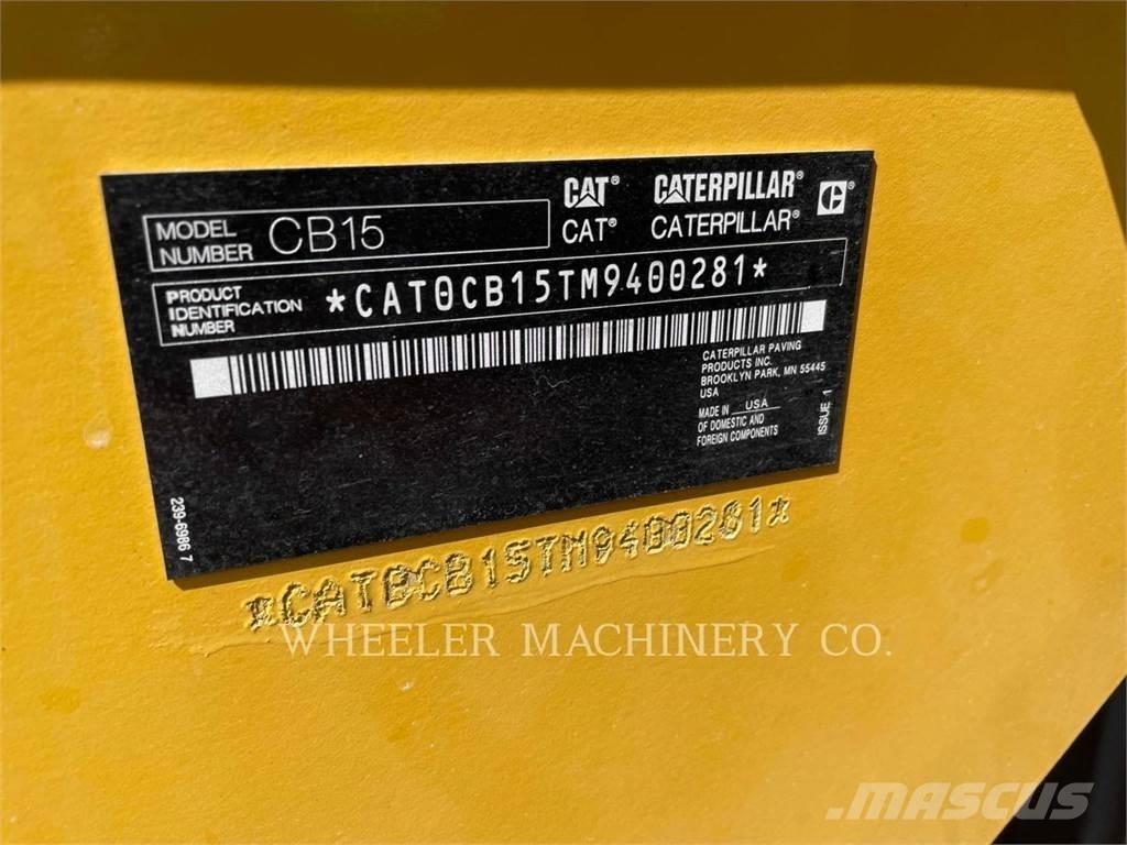 CAT CB15 CW Tandemové valce