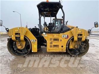 CAT CB15 CW VV Tandemové valce