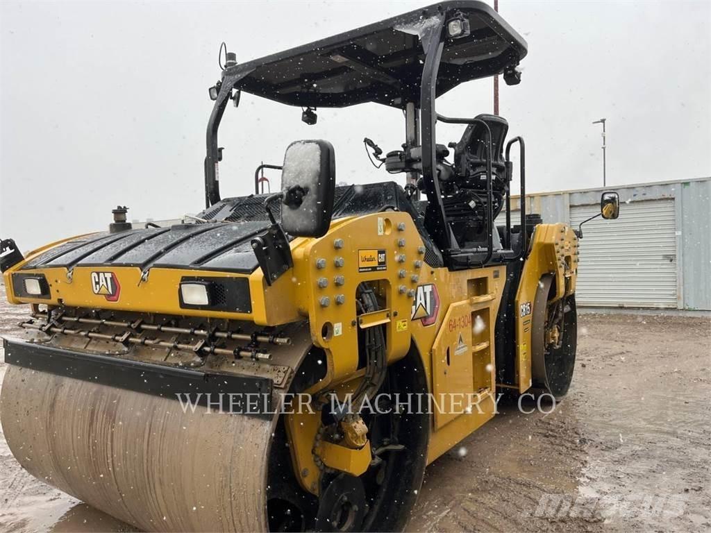 CAT CB15 CW VV Tandemové valce