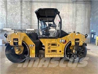 CAT CB15 CW VV Tandemové valce