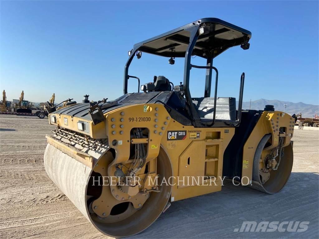 CAT CB15 VV Tandemové valce
