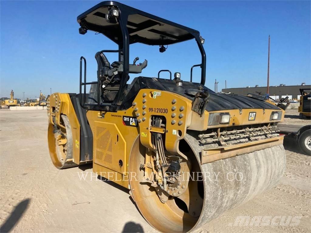 CAT CB15 VV Tandemové valce