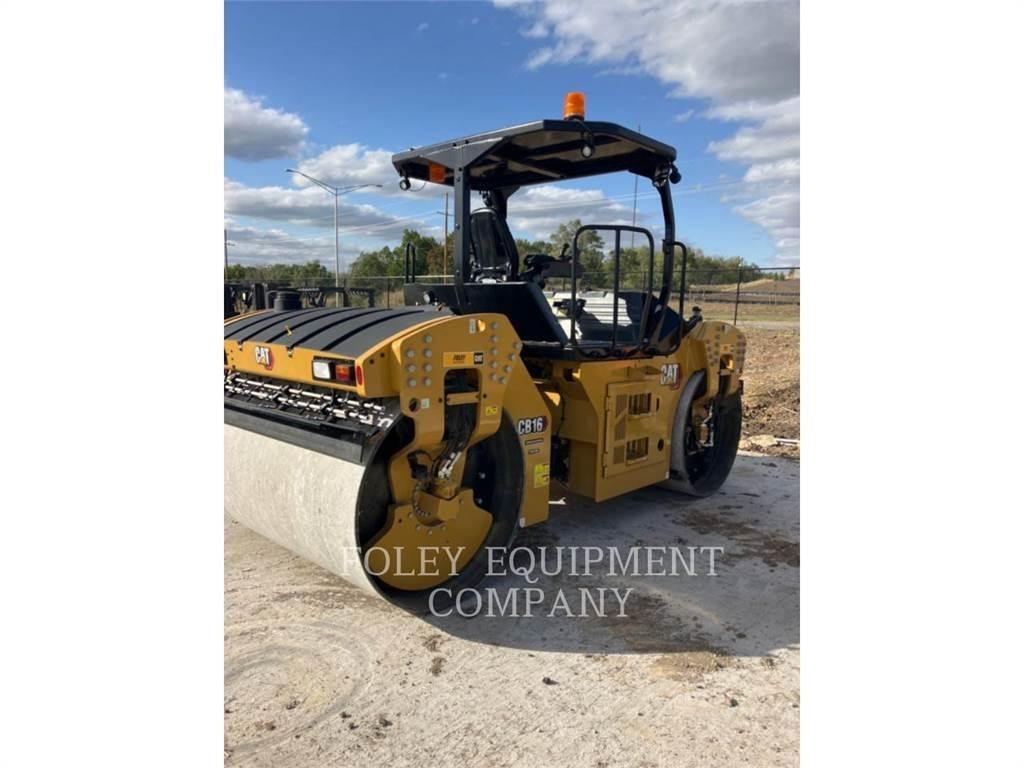 CAT CB16 Pôdne kompaktory