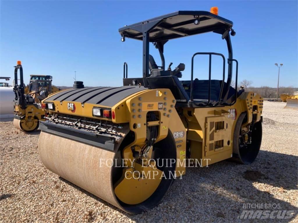 CAT CB16 Pôdne kompaktory