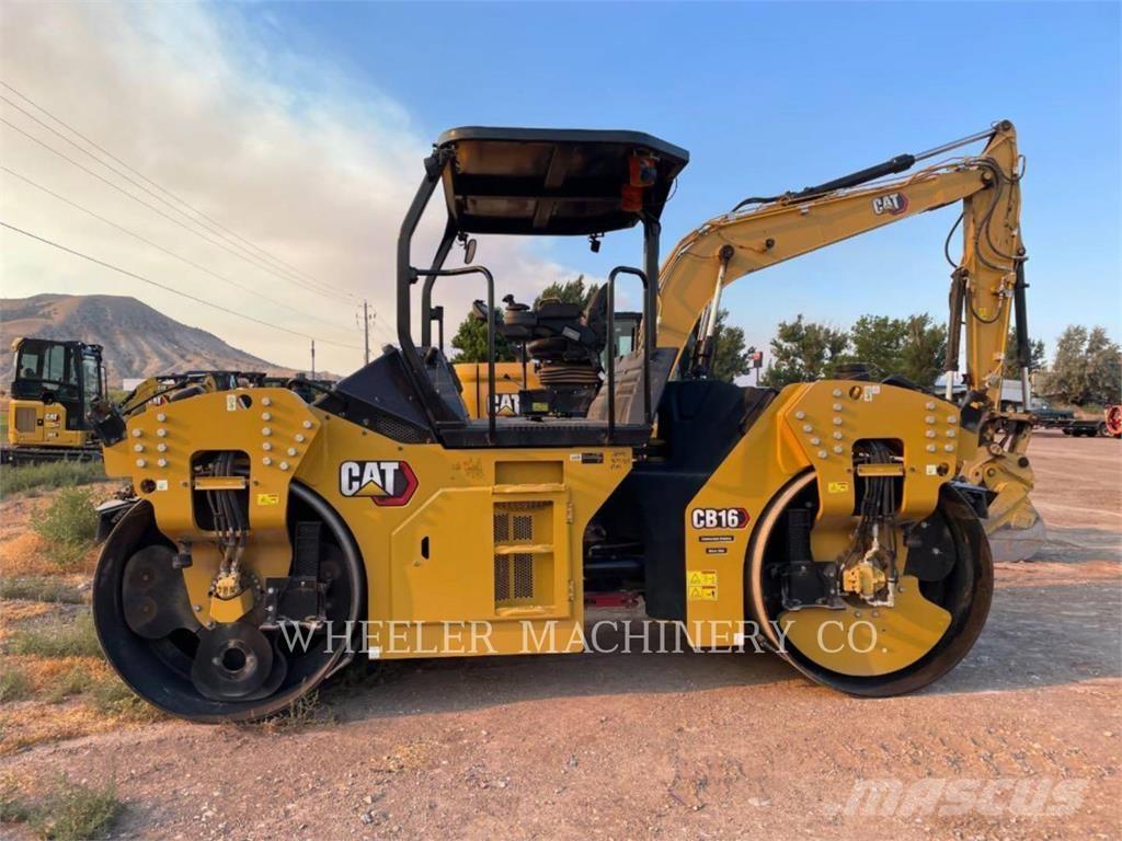 CAT CB16 CW VV Tandemové valce