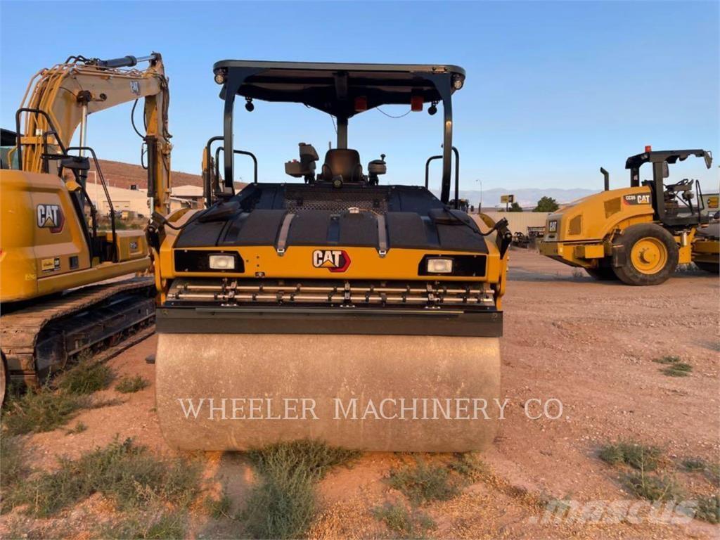 CAT CB16 CW VV Tandemové valce