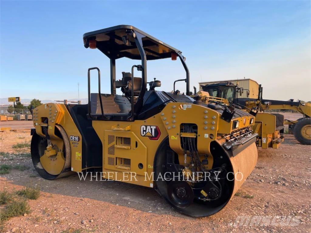 CAT CB16 CW VV Tandemové valce