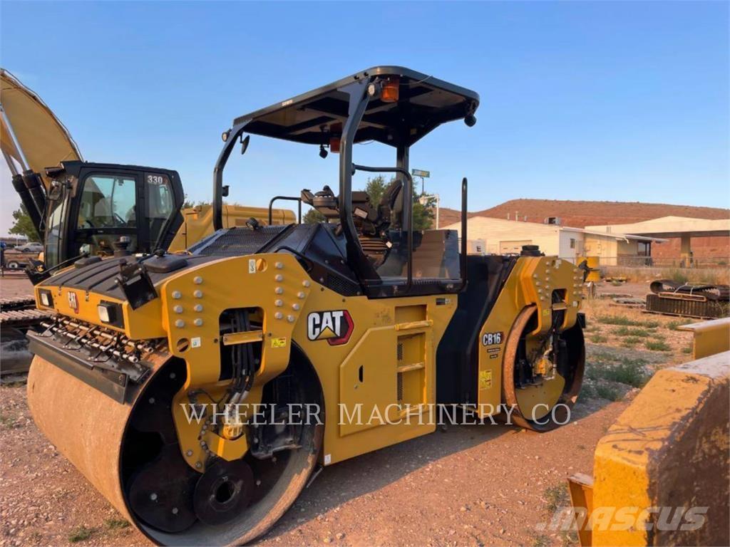 CAT CB16 CW VV Tandemové valce