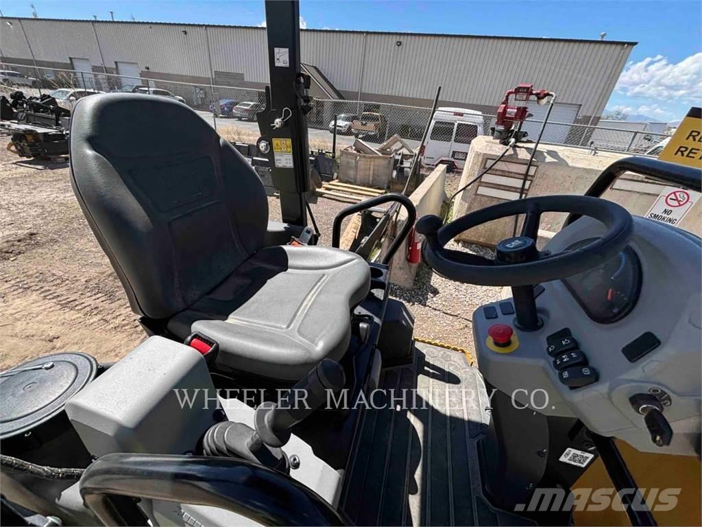 CAT CB2.5 Tandemové valce