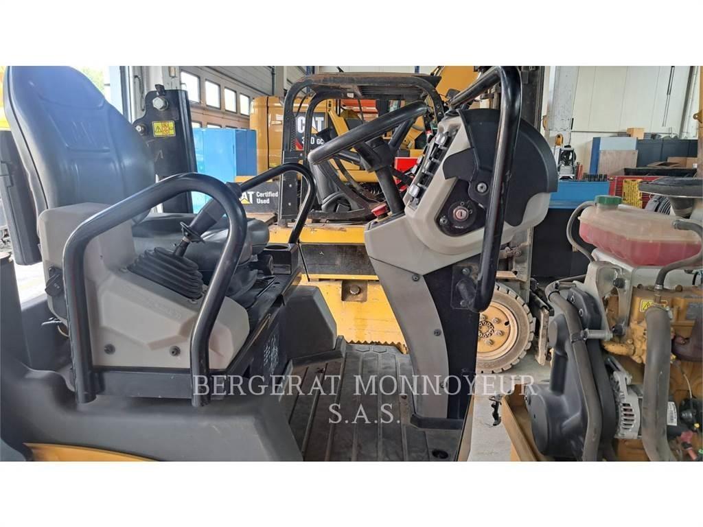 CAT CB2.5LRC Tandemové valce
