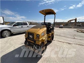 CAT CB2.7 Tandemové valce