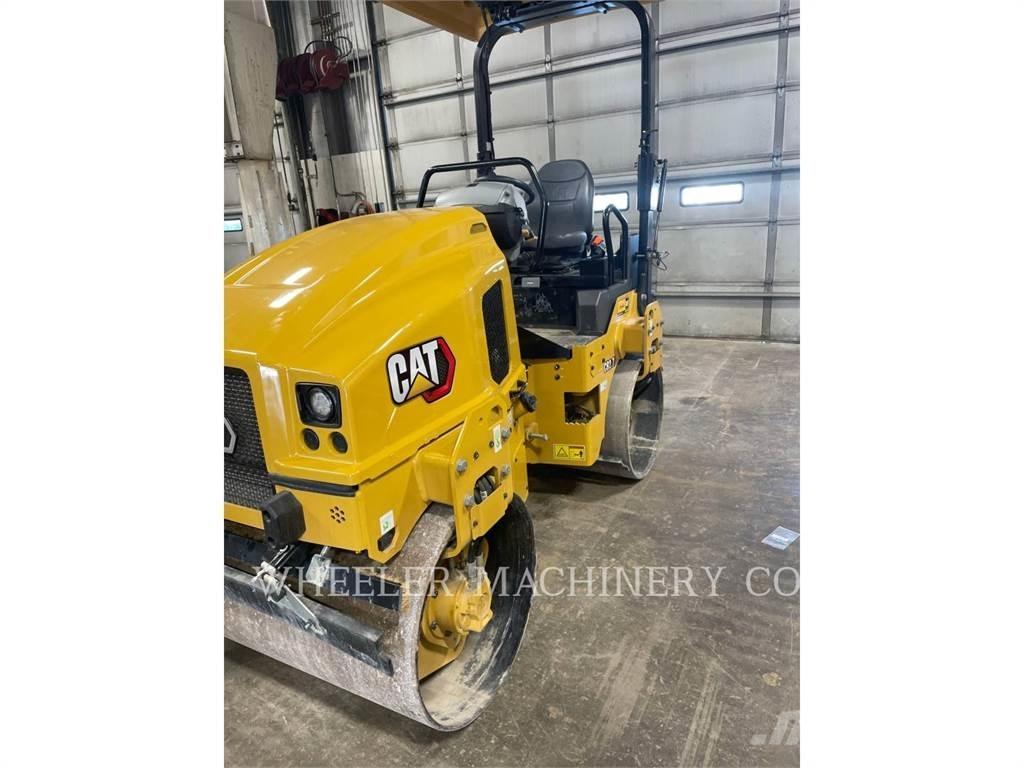 CAT CB2.7 Tandemové valce