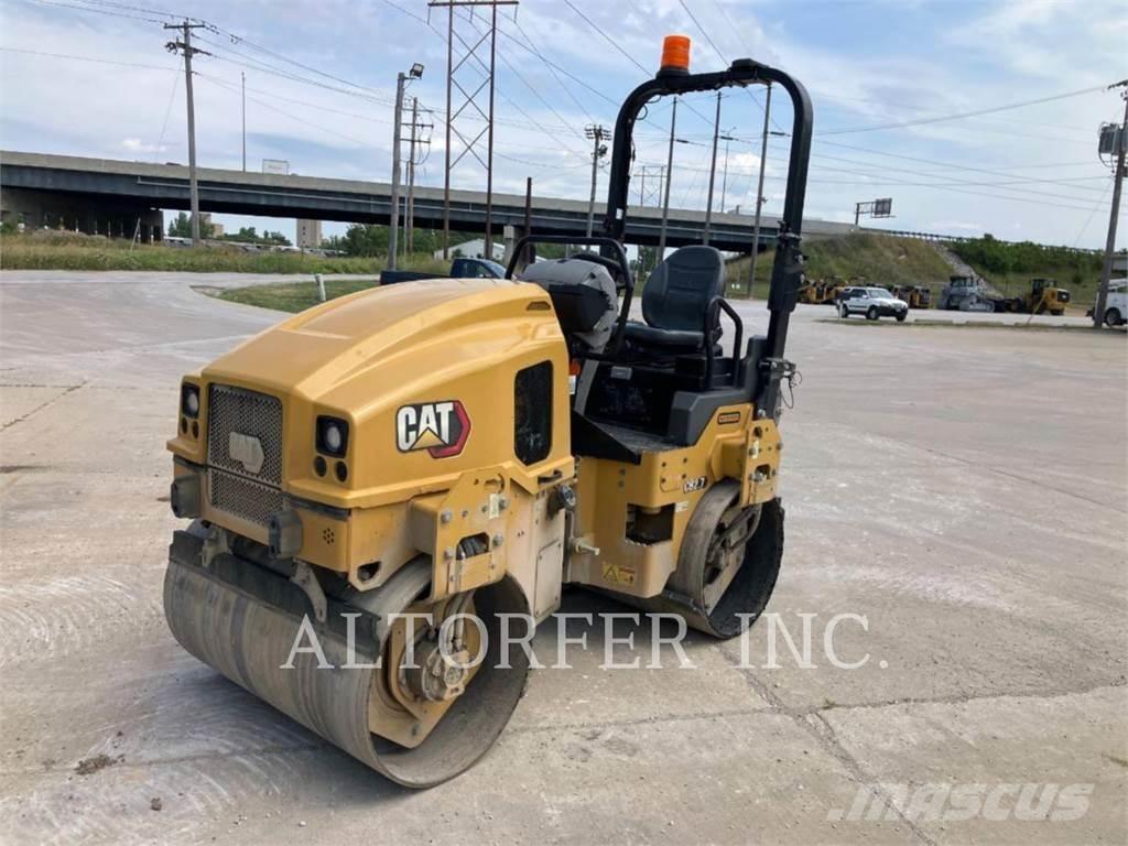 CAT CB2.7-03 Tandemové valce