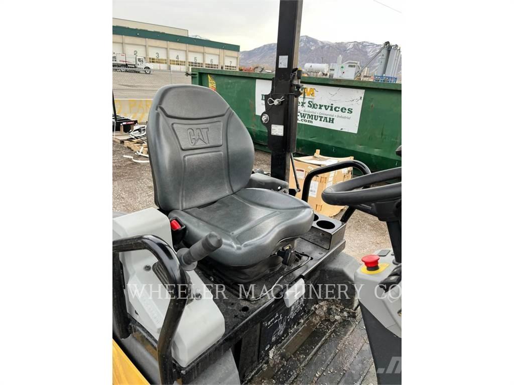 CAT CB2.7 GC Tandemové valce