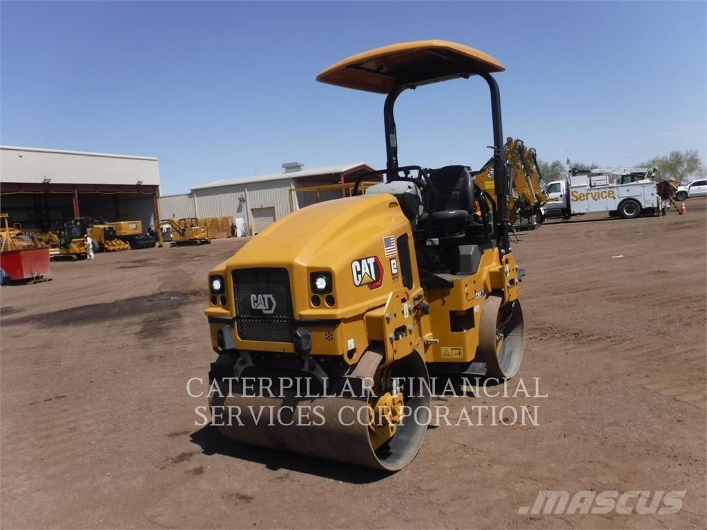 CAT CB2.703 Tandemové valce
