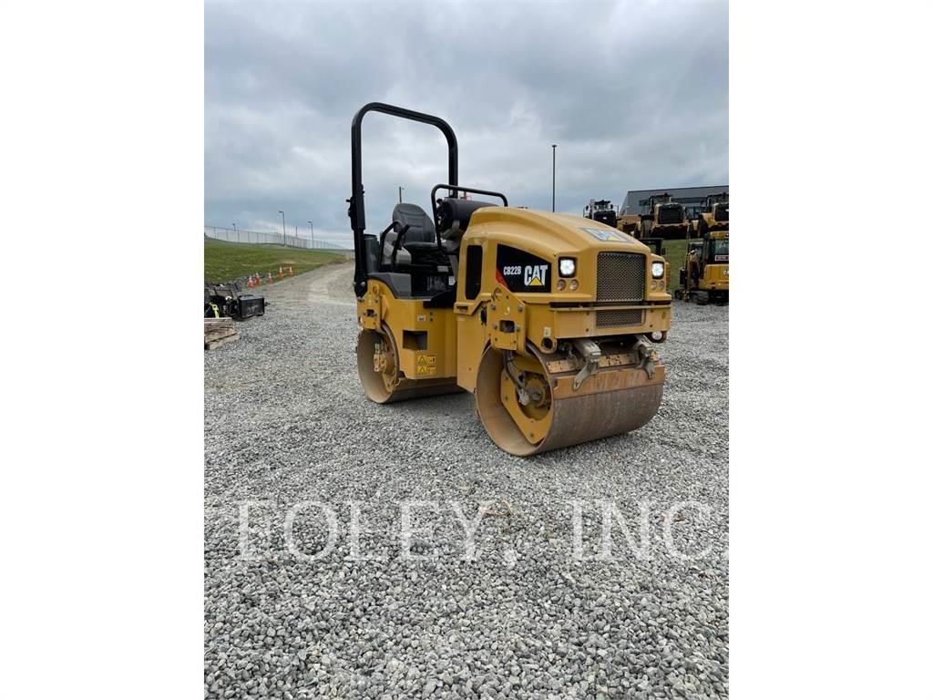 CAT CB22B Tandemové valce