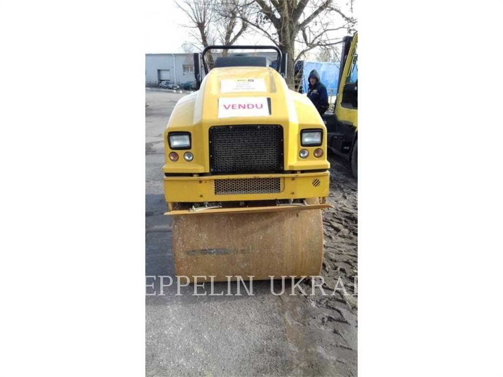 CAT CB22B Pôdne kompaktory