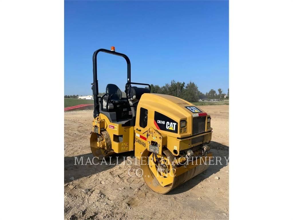 CAT CB24B Tandemové valce