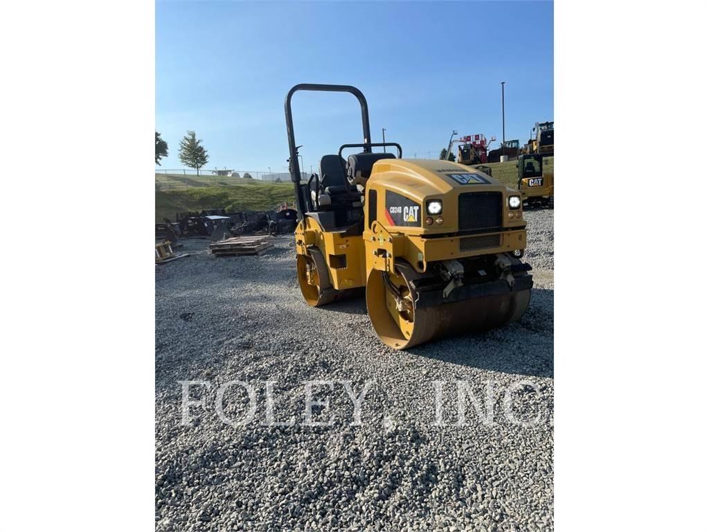 CAT CB24B Tandemové valce