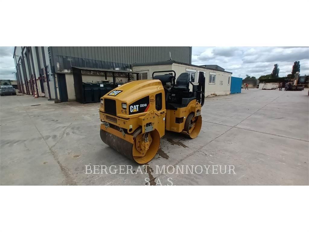 CAT CB24B Pôdne kompaktory