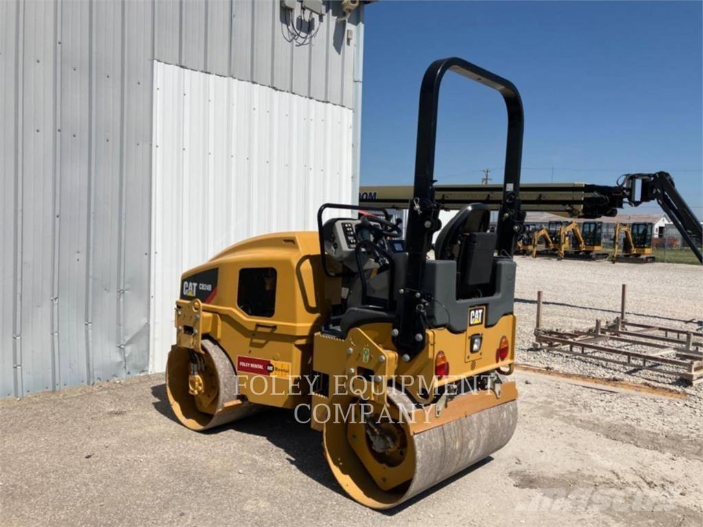 CAT CB24B Pôdne kompaktory