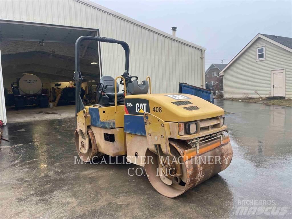 CAT CB34 Tandemové valce