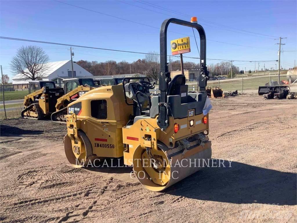 CAT CB34B Tandemové valce