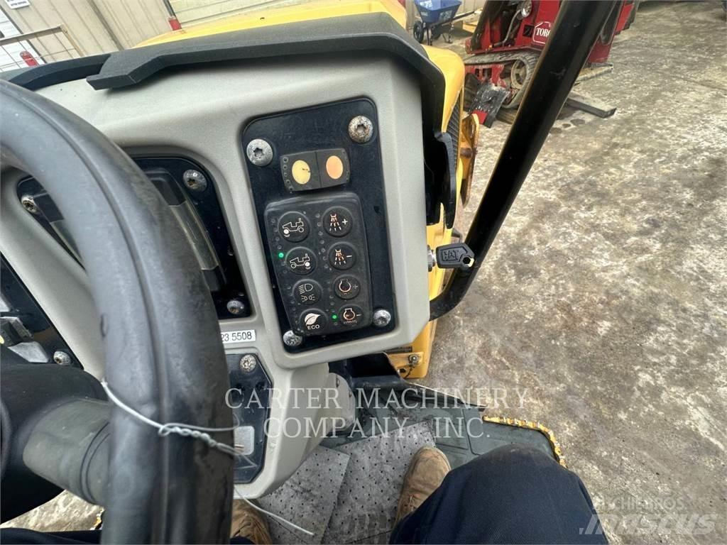 CAT CB34B Pôdne kompaktory
