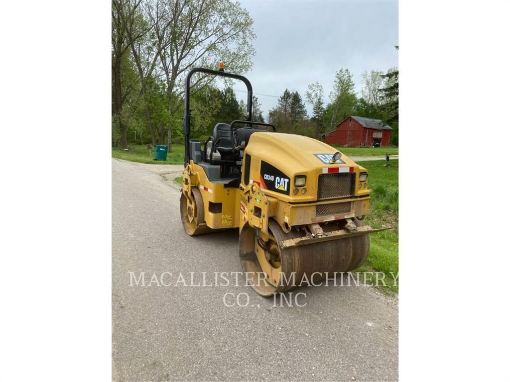 CAT CB34B Tandemové valce