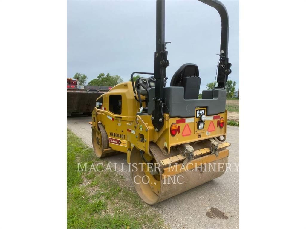CAT CB34B Tandemové valce