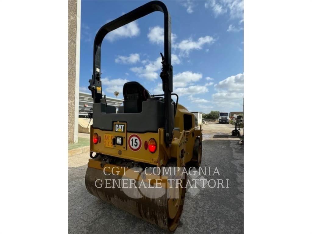 CAT CB34B Tandemové valce