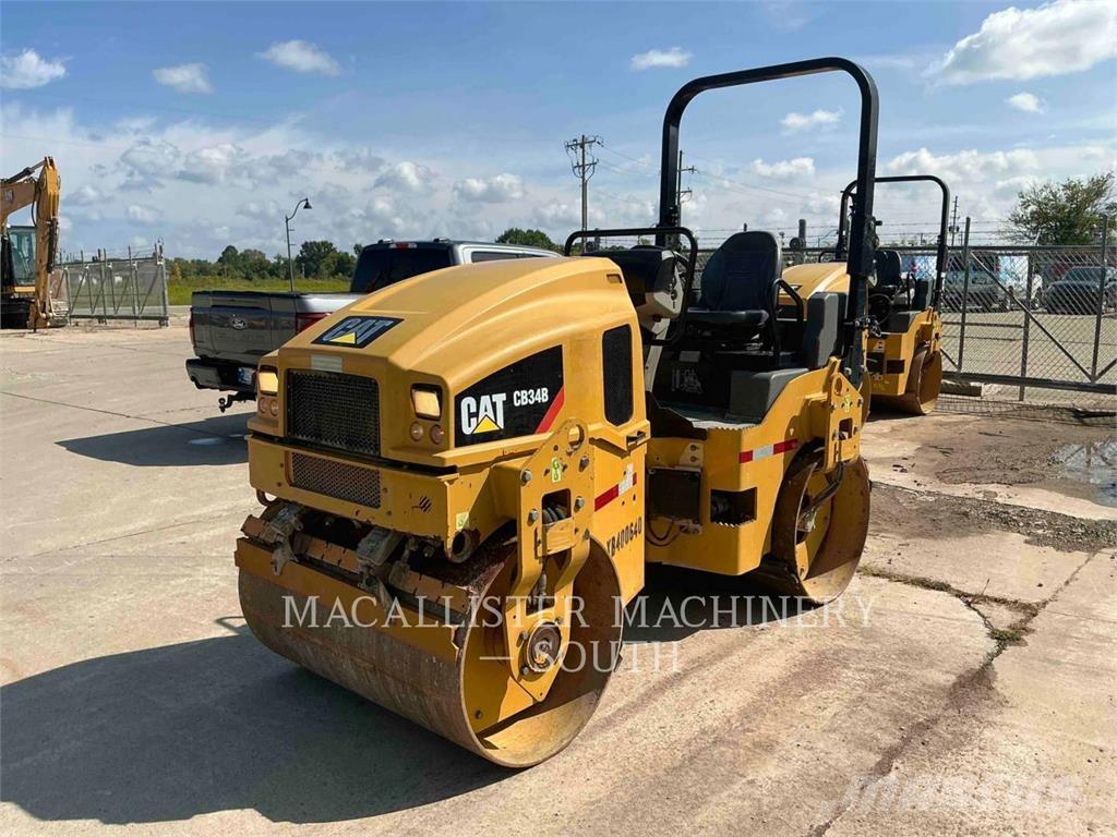CAT CB34B Tandemové valce