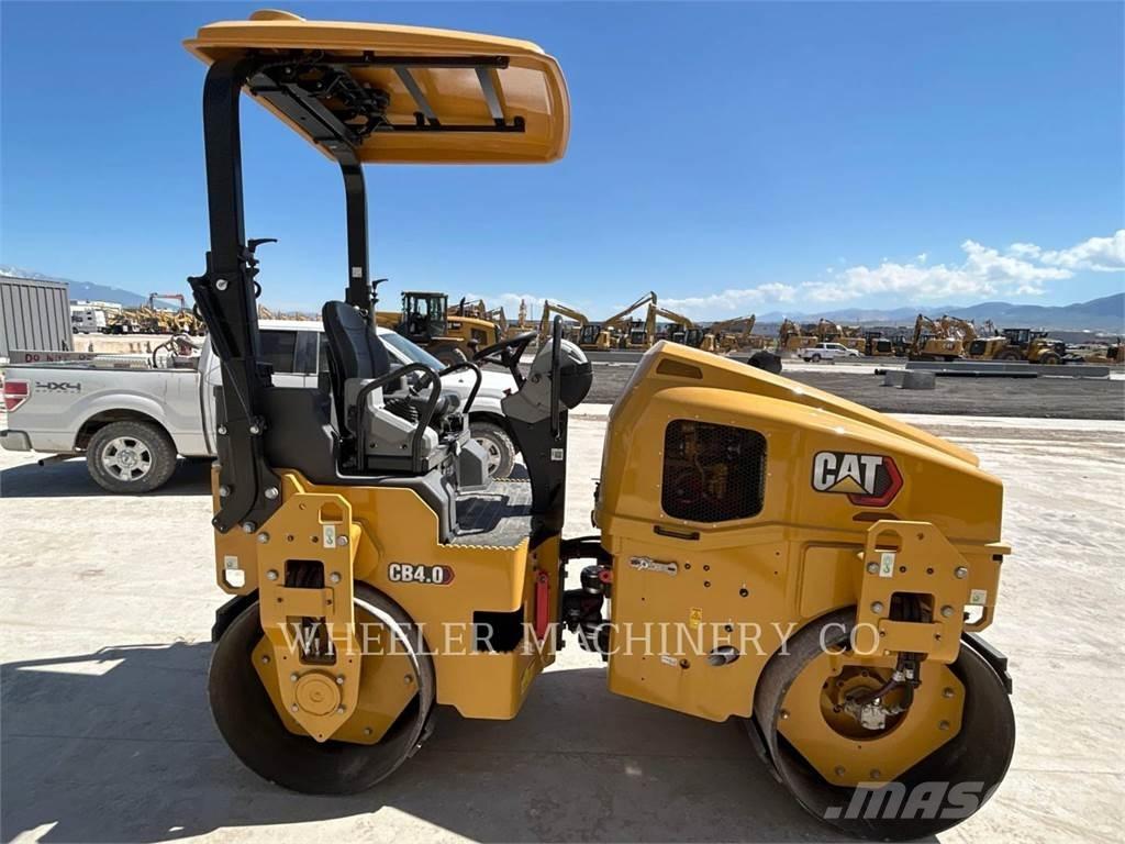 CAT CB4.0 Tandemové valce