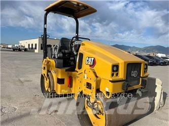 CAT CB4.0 Tandemové valce