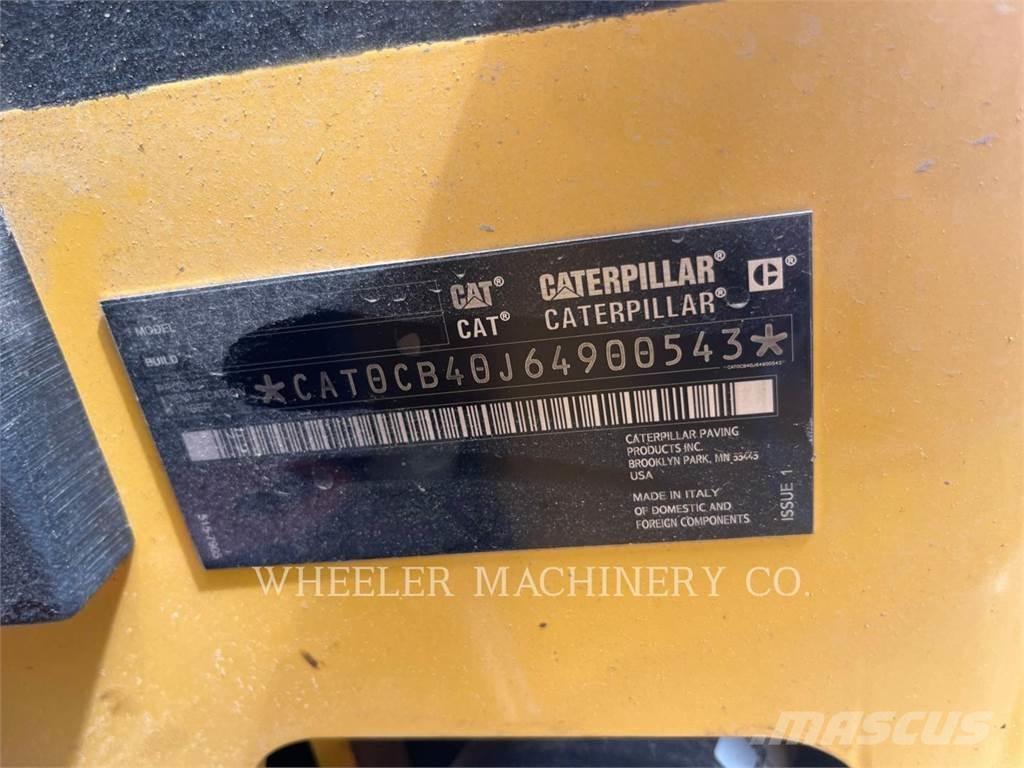 CAT CB4.0 Tandemové valce