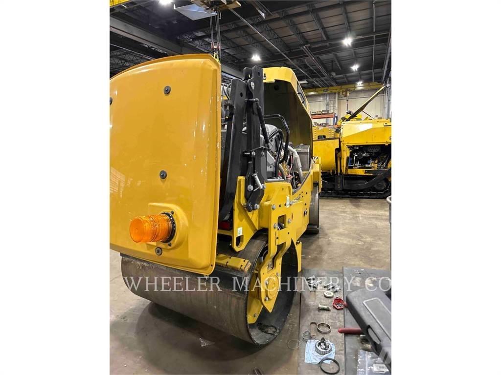 CAT CB4.0 Tandemové valce