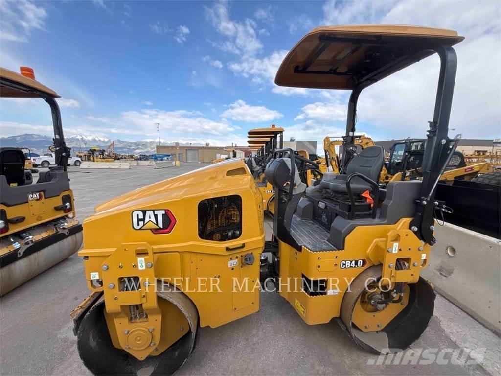 CAT CB4.0 Tandemové valce