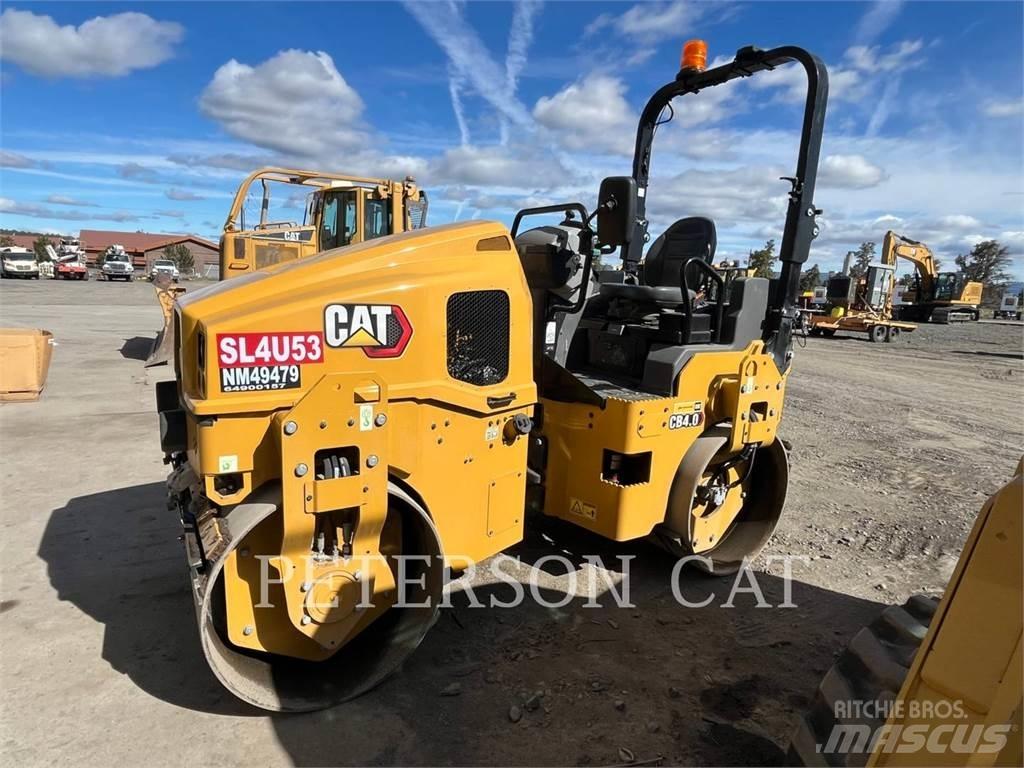 CAT CB4.0 Tandemové valce