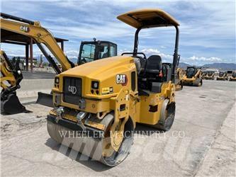 CAT CB4.0 Tandemové valce