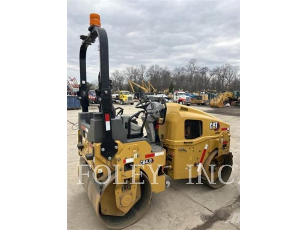 CAT CB4.0-03 Tandemové valce