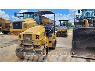 CAT CB4.4 Tandemové valce